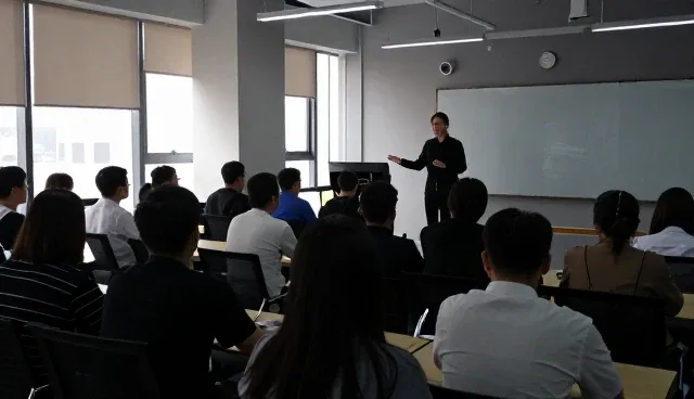 基层管理者如何应对团队效率瓶颈
